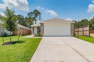 Building Photo - 18004 Valle Cupa Ln