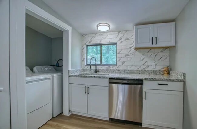 Foto del edificio - Tyler Perry Studio Home