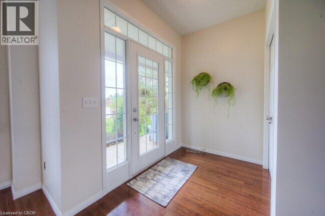 Photo du bâtiment - 603 Brandenburg Blvd