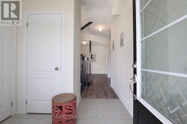 Photo du bâtiment - 148 Hawkins St