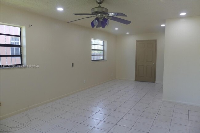 Building Photo - 8130 NW 14th Ct
