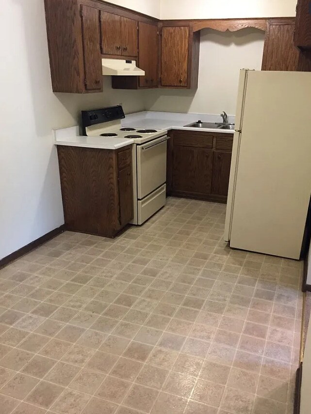 Foto del edificio - Green Meadows Apartments-Fond du Lac