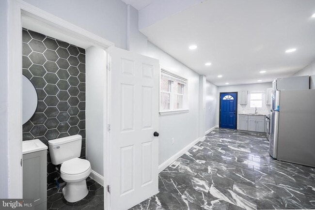 Building Photo - 3097 Memphis St