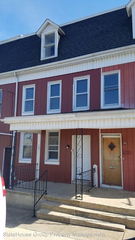 Foto principal - 4 br, 1 bath House - 721 Girard Ave EHWST