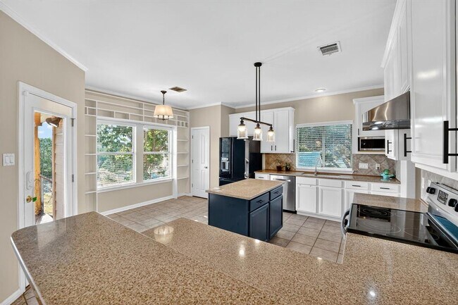 Foto del edificio - 1021 Westland Ridge Rd