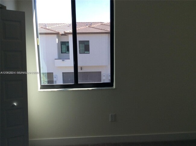 Building Photo - 4286 NW 83rd Ave