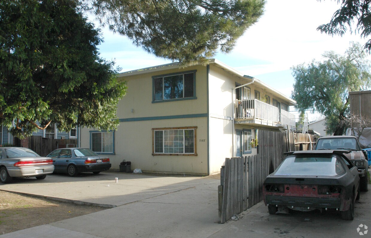 Building Photo - 7182 Church St