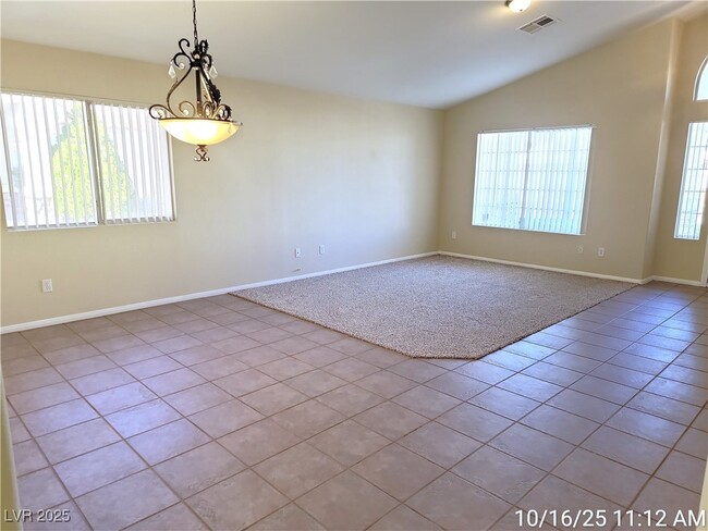 Building Photo - 5425 Thomaston Ct