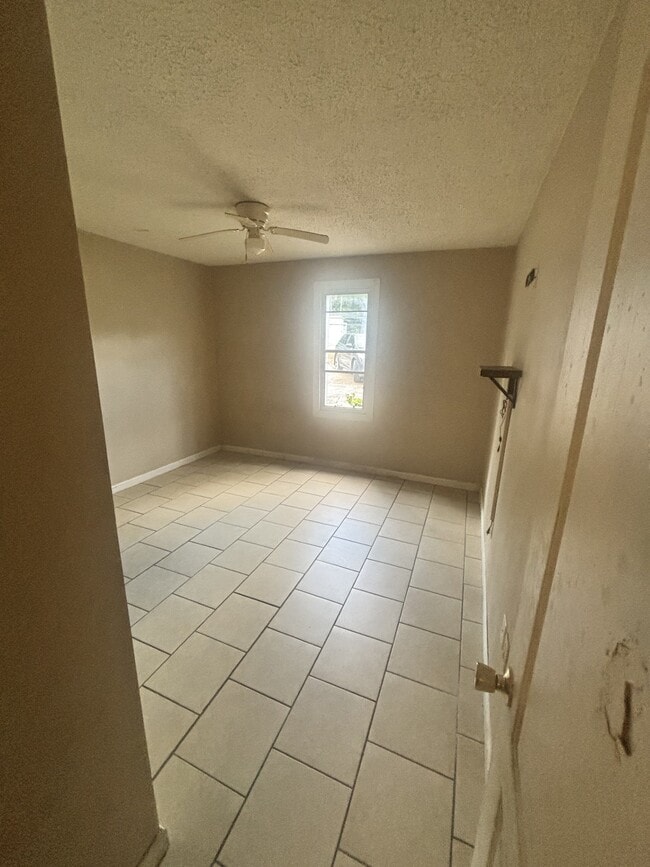Building Photo - 117 Penro Dr
