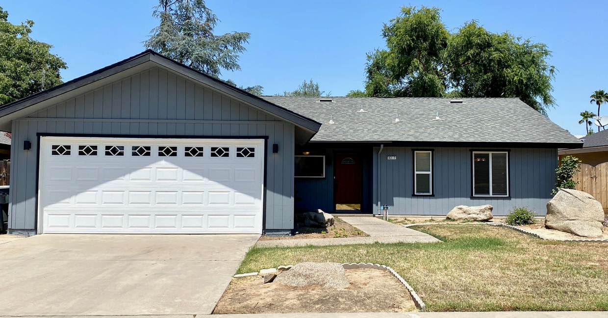Primary Photo - $2,295 Audobon & Nees, 3 Bedroom Home - N....