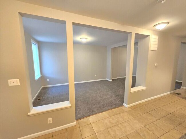 Foto del edificio - 4 Bedroom Home