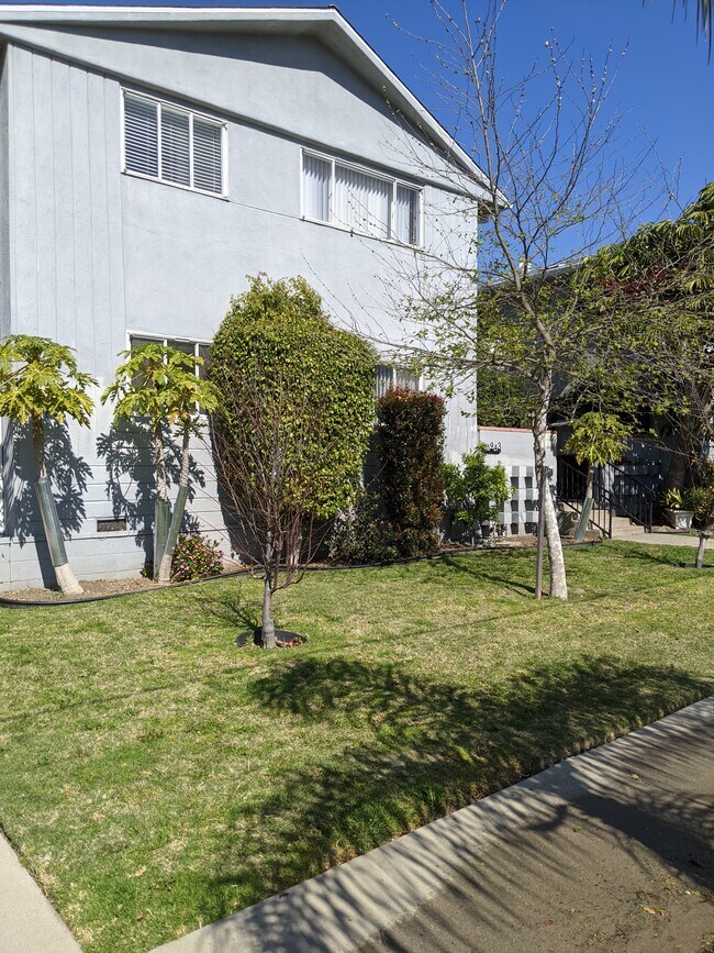 Foto del edificio - 10943 National Blvd