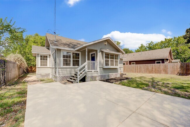 Foto del edificio - 8709 Knox St