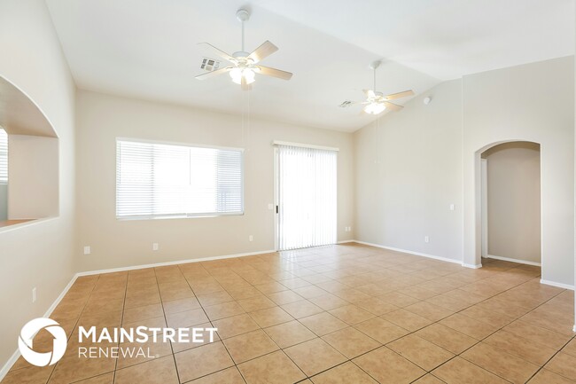 Foto del edificio - 16285 W Tonto St