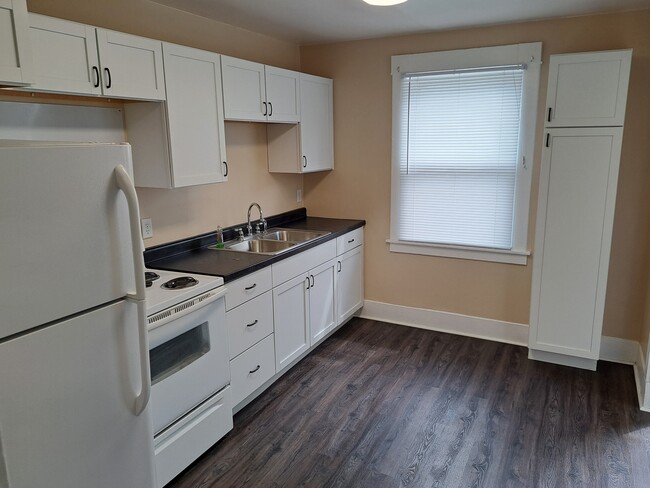 Kitchen view 2 - 409 E Vaile Ave