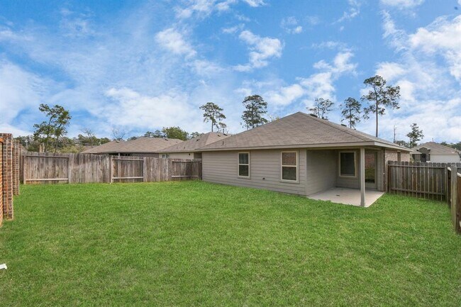 Building Photo - 9818 Laurel Lake Dr