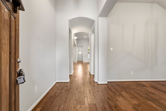 Building Photo - 16811 Bornish Hill Ct