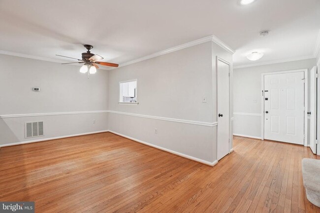Building Photo - 10228 Roberts Common Ln