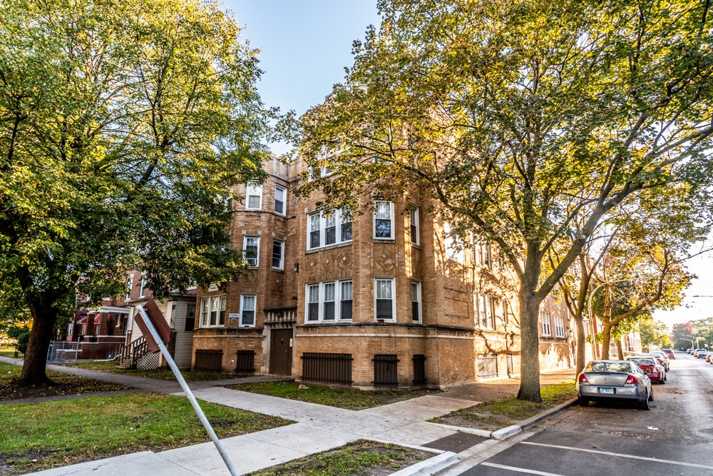 Primary Photo - 6923-25 S Indiana Ave