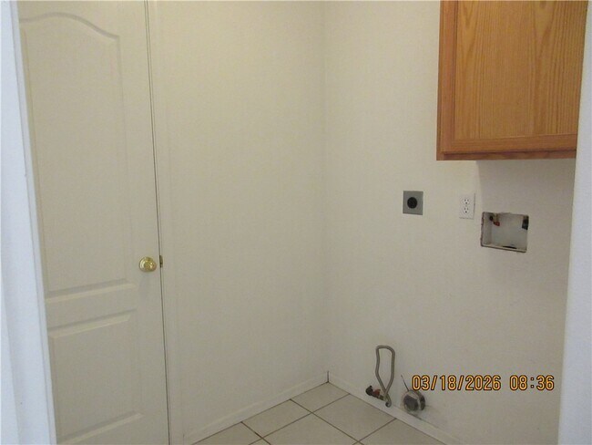 Foto del edificio - 2820 Wickieup Ave