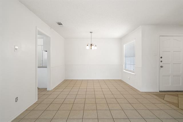 Foto del edificio - 750 Rosehill Ln