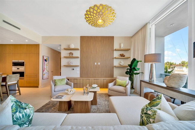 Building Photo - 2311 SE 17th St