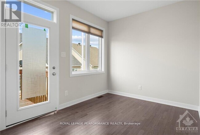 Building Photo - 329 Falsetto St