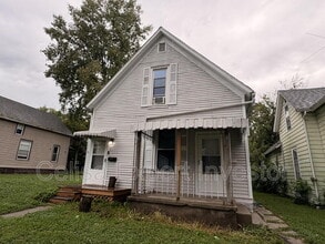 Building Photo - 814 Grace Ave