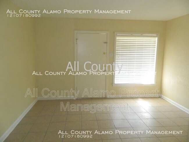 Building Photo - 607 Ellor Dr