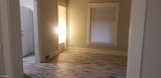 Foto del edificio - 2 br, 1 bath House - 1257 West 33rd Street
