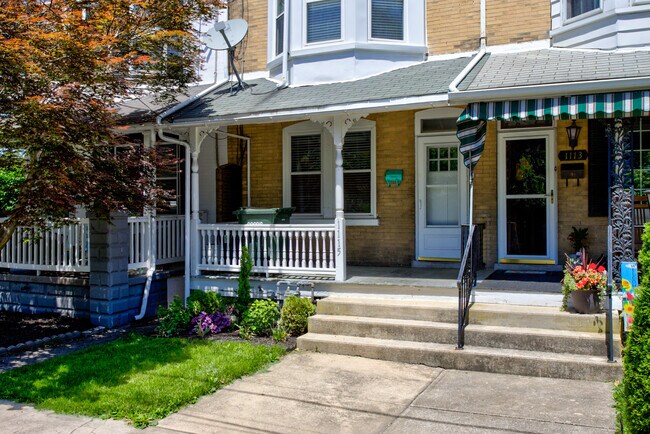 Foto del edificio - 1115 Frances Ave