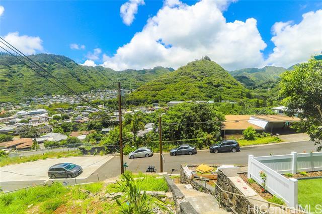 Building Photo - 2343 Kuahea St