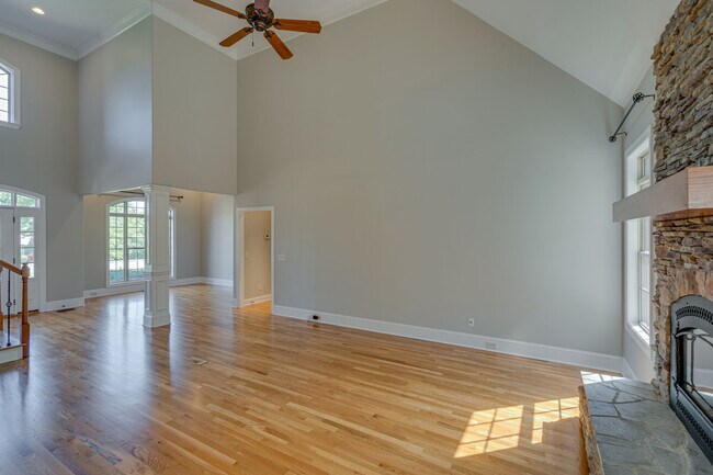Foto del edificio - 1032 Sunset Rd