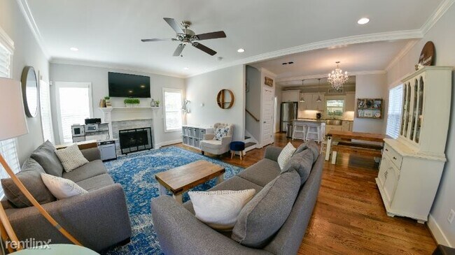 Foto del edificio - 3 br, 2.5 bath House - 911 54th Ave N