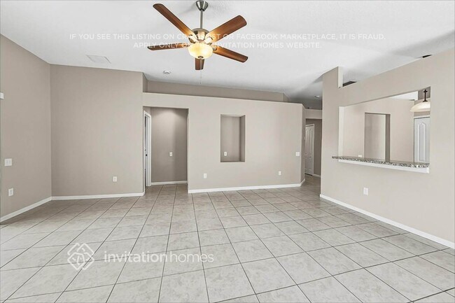 Foto del edificio - 30237 Glenham Ct