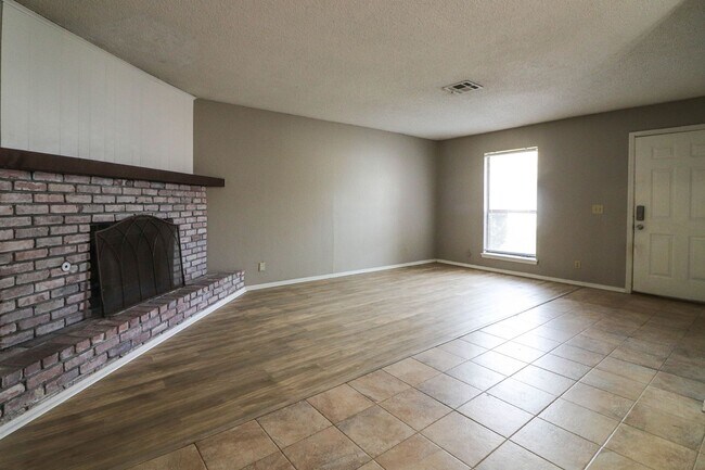 Foto del edificio - Cozy & Updated