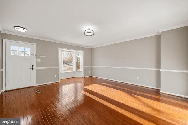 Foto del edificio - 6104 Old Brentford Ct