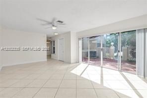 Foto del edificio - 11163 Chandler Dr