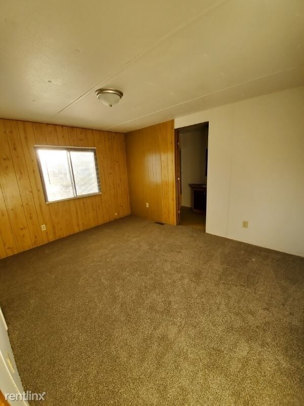 Building Photo - 3 br, 2 bath House - 1023 Phillips Rd