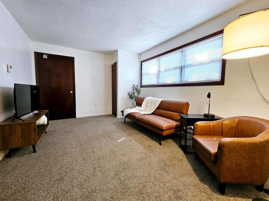 Foto principal - 309 W Washington Ave