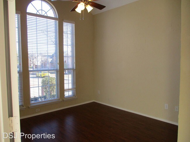 Foto del edificio - 3 br, 2 bath House - 625 Primrose Ln