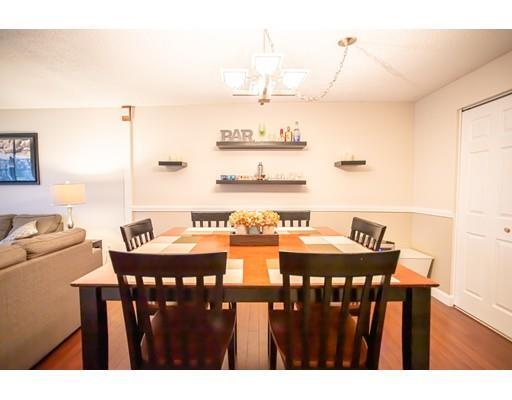 Foto del edificio - 11 Shadowbrook Ln