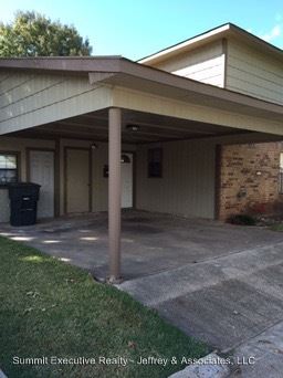 Building Photo - 301 Jackson Ave