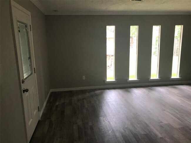 Foto del edificio - 14503 Alkay St