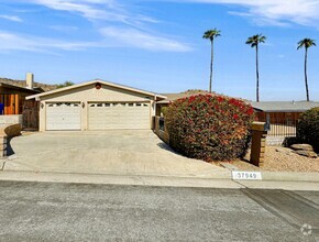 Building Photo - 37949 Mountain Shadow Ln