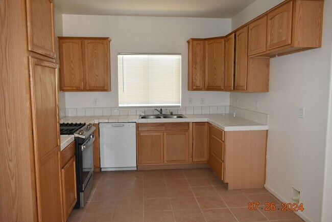 Foto del edificio - Charming Single-Family Home in Prime Location!