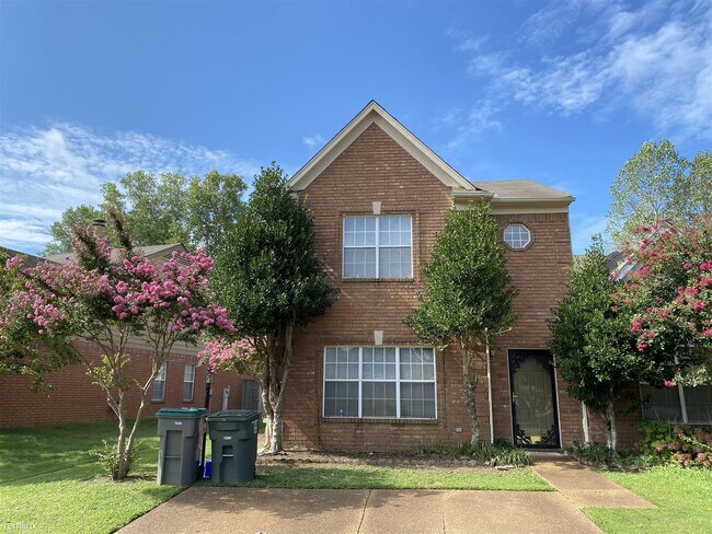 Foto del edificio - 3 br, 2.5 bath House - 1205 Brady Hollow Ln