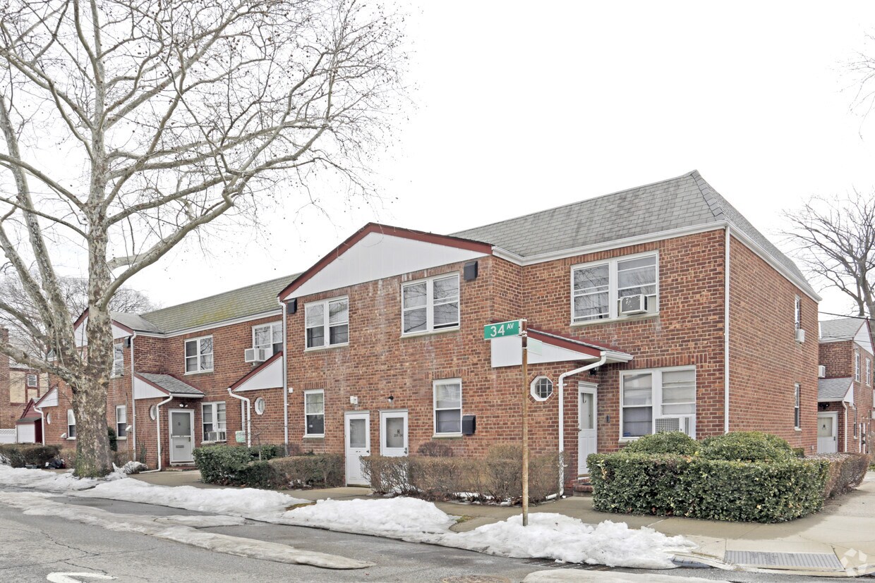 Primary Photo - 20904 34th Ave