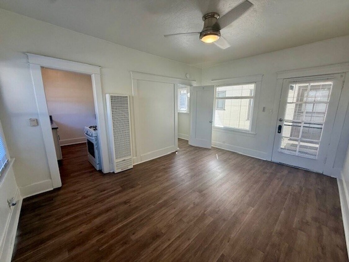 Building Photo - GMLOHIO