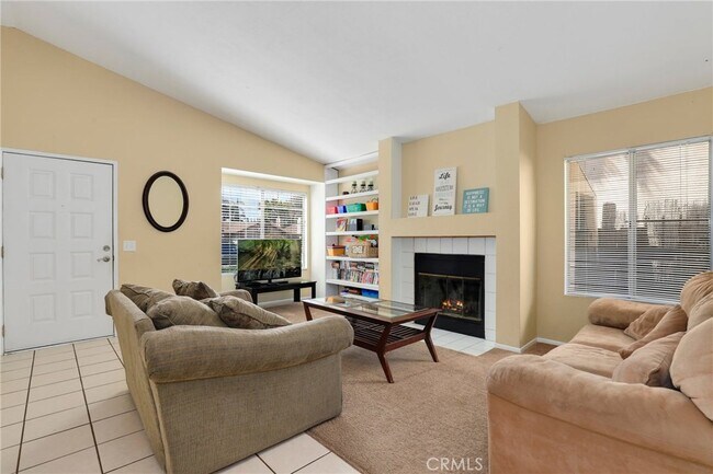 Foto del edificio - 29664 Woodlands Ave